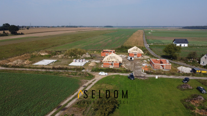 Dom Sprzedaż Karczów Szkolna 3