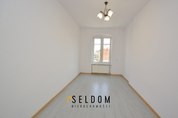 Mieszkanie Sprzedaż Legnica Senatorska 1