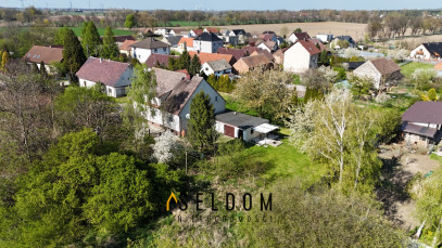 Dom Sprzedaż Domecko
